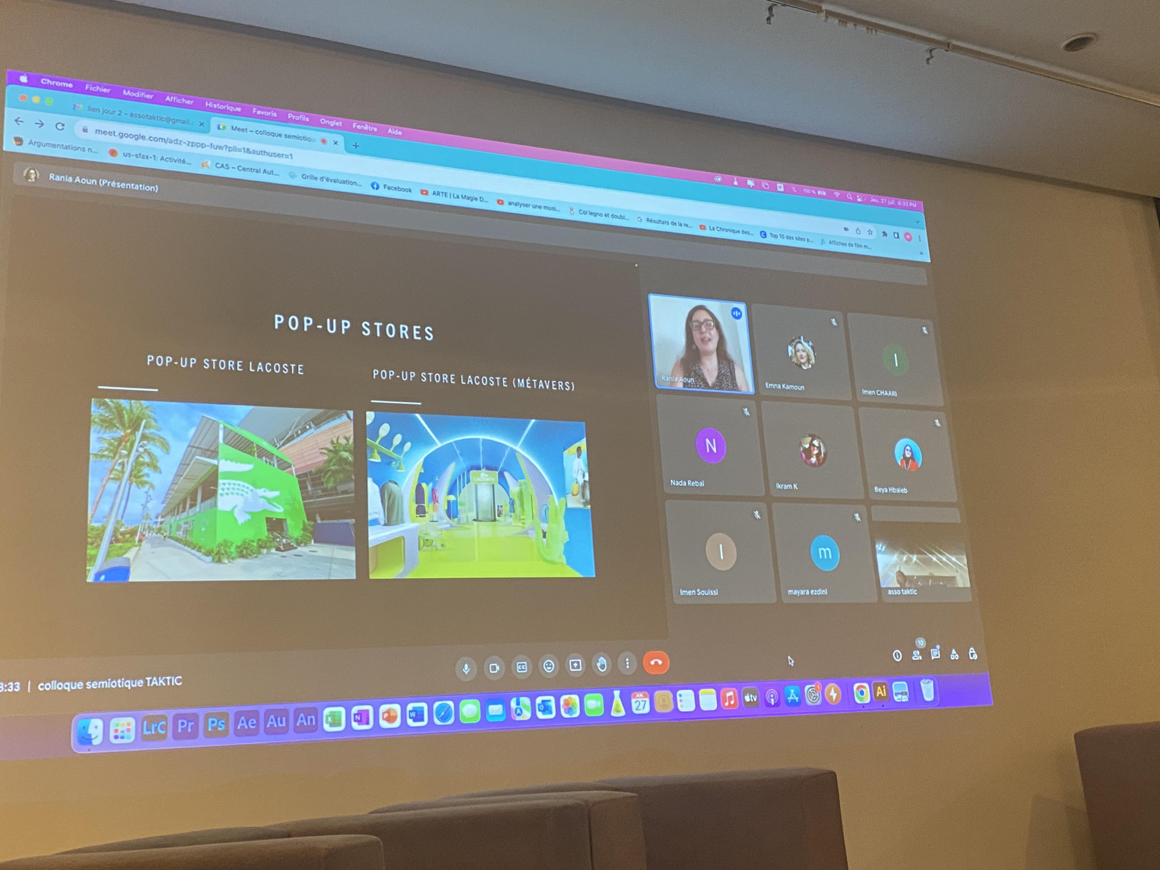 Présentation sur les marques et le design de leurs environnements communicationnels